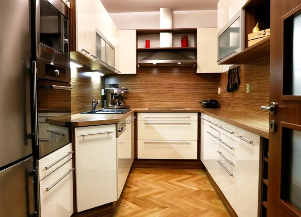 Byt 2+1, 60 m2 Na Maninách, Praha 7 - Holešovice